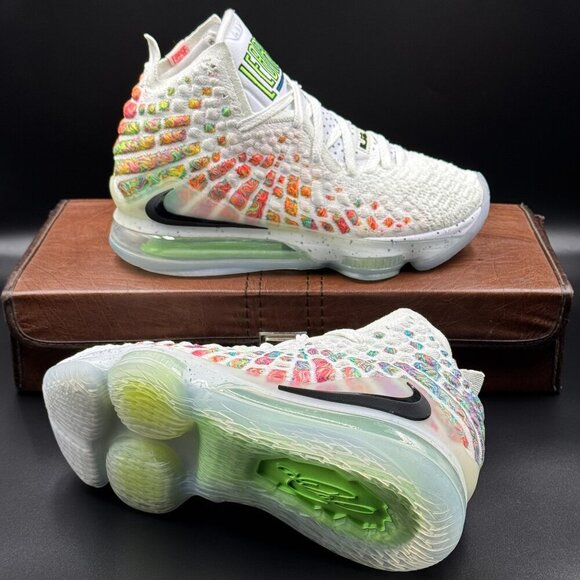 Nike LeBron 17 'Air Command Force' - Picture 1 of 10